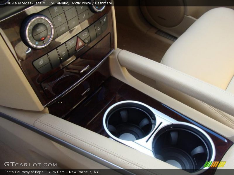 Arctic White / Cashmere 2009 Mercedes-Benz ML 550 4Matic