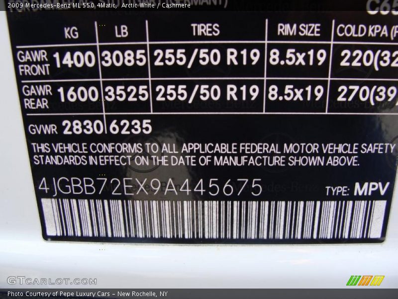 Arctic White / Cashmere 2009 Mercedes-Benz ML 550 4Matic