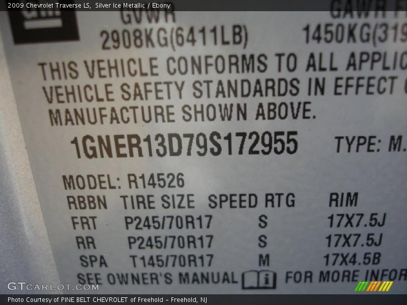 Silver Ice Metallic / Ebony 2009 Chevrolet Traverse LS