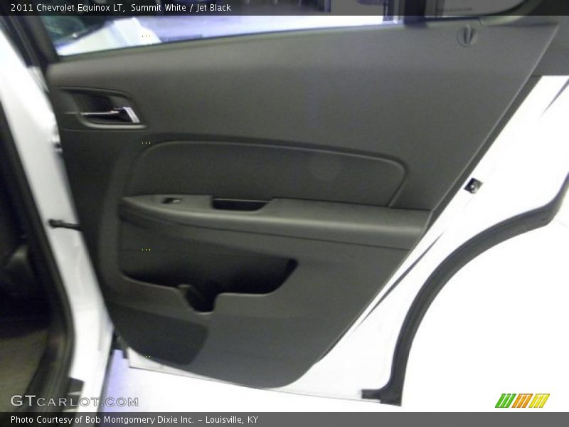 Summit White / Jet Black 2011 Chevrolet Equinox LT