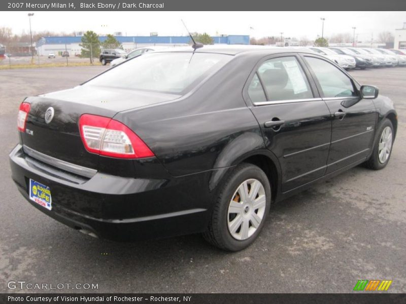 Black Ebony / Dark Charcoal 2007 Mercury Milan I4