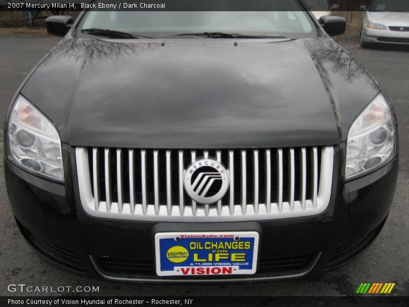 Black Ebony / Dark Charcoal 2007 Mercury Milan I4