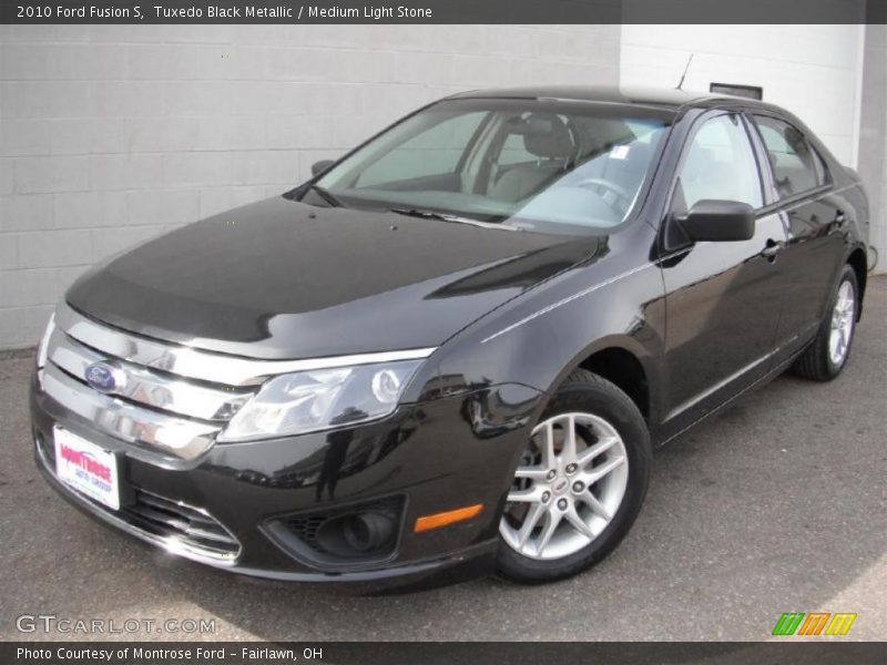 Tuxedo Black Metallic / Medium Light Stone 2010 Ford Fusion S