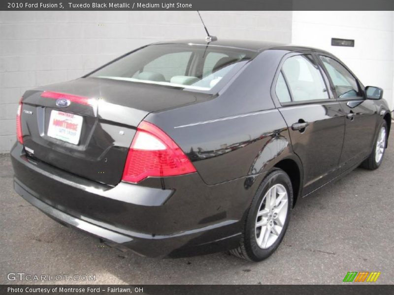 Tuxedo Black Metallic / Medium Light Stone 2010 Ford Fusion S