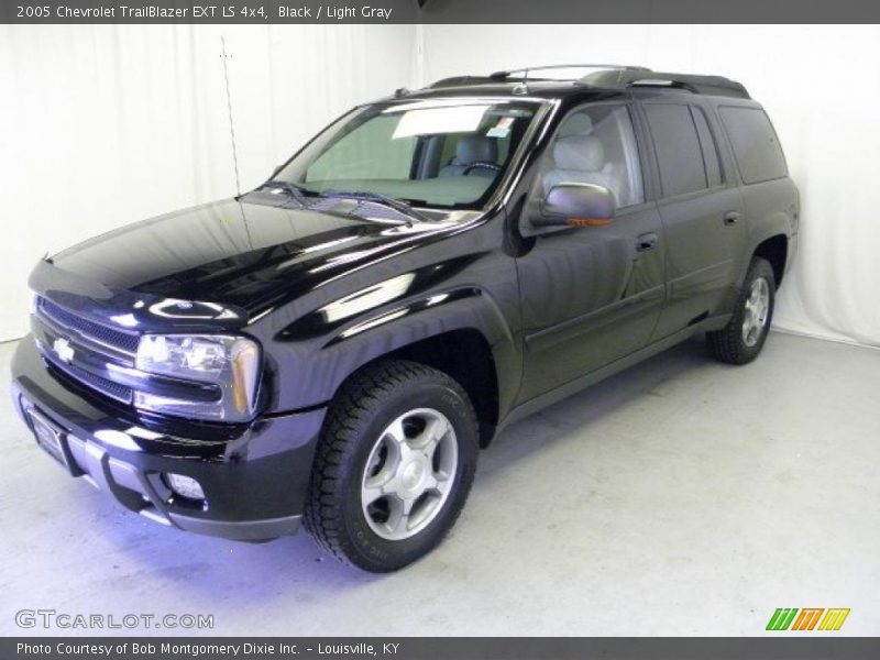 Black / Light Gray 2005 Chevrolet TrailBlazer EXT LS 4x4