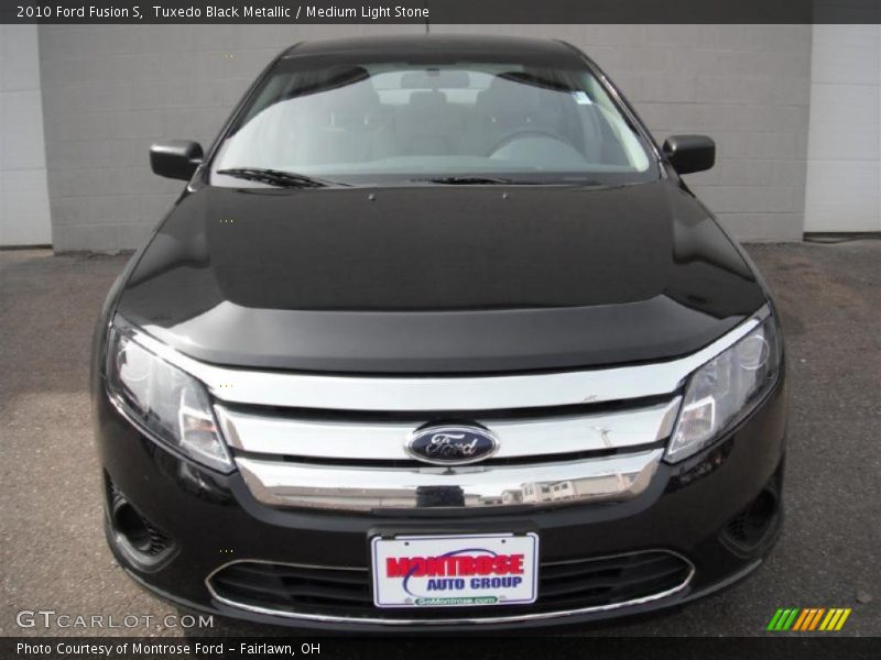 Tuxedo Black Metallic / Medium Light Stone 2010 Ford Fusion S