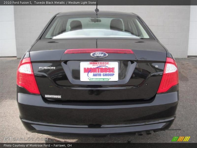 Tuxedo Black Metallic / Medium Light Stone 2010 Ford Fusion S