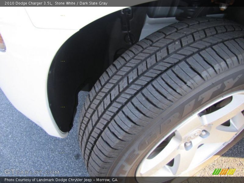 Stone White / Dark Slate Gray 2010 Dodge Charger 3.5L