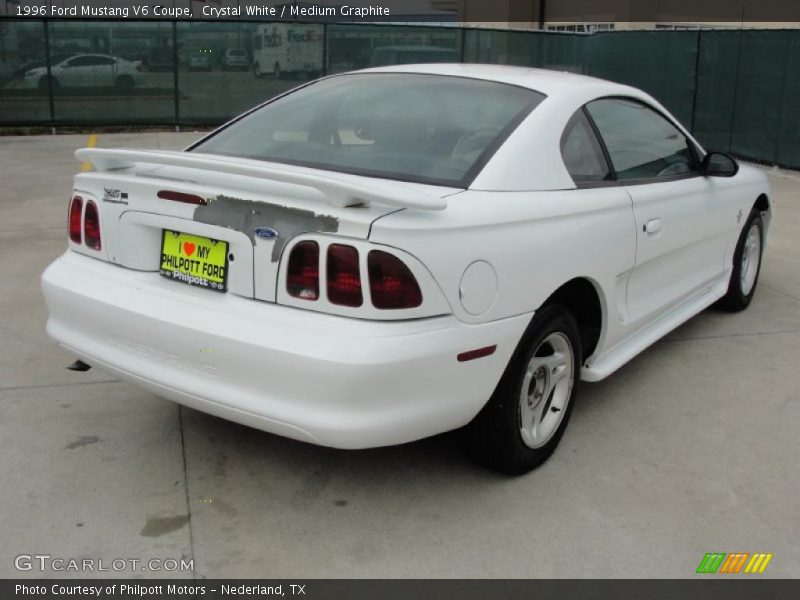 Crystal White / Medium Graphite 1996 Ford Mustang V6 Coupe