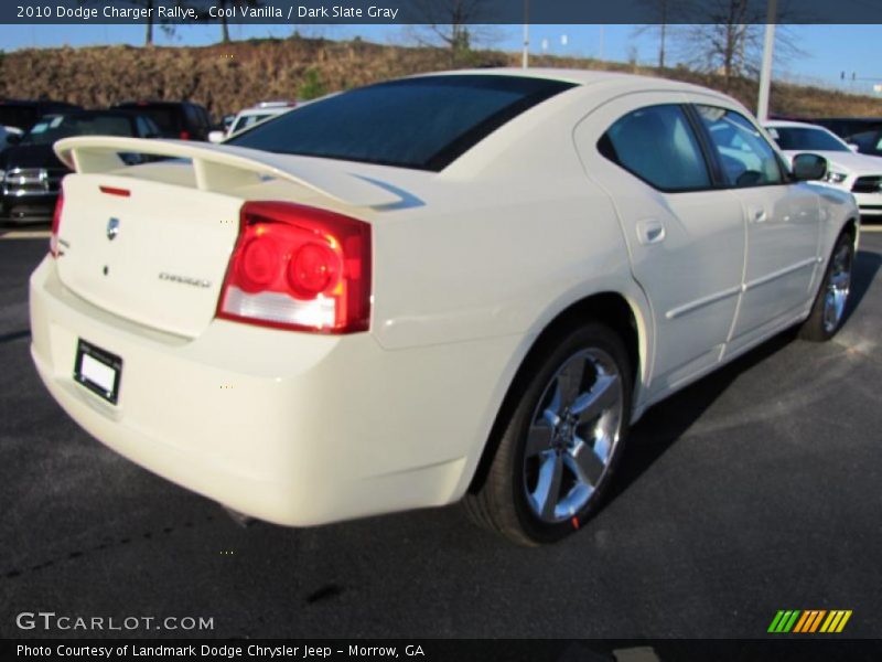 Cool Vanilla / Dark Slate Gray 2010 Dodge Charger Rallye