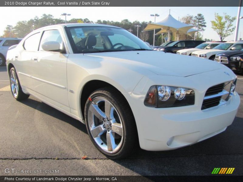 Cool Vanilla / Dark Slate Gray 2010 Dodge Charger Rallye