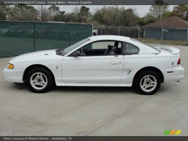 Crystal White / Medium Graphite 1996 Ford Mustang V6 Coupe