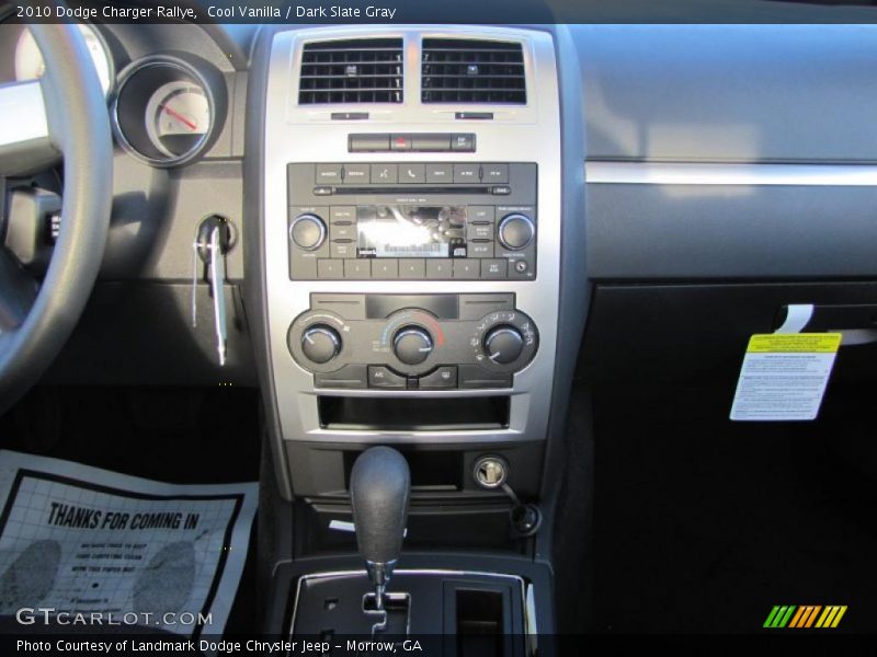 Cool Vanilla / Dark Slate Gray 2010 Dodge Charger Rallye