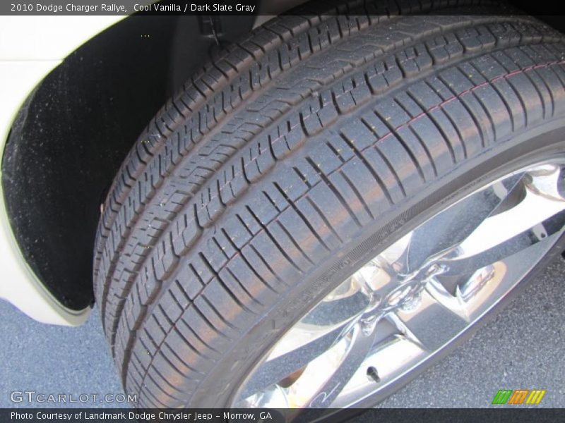 Cool Vanilla / Dark Slate Gray 2010 Dodge Charger Rallye