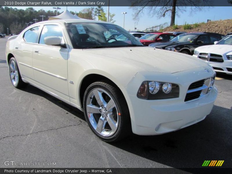 Cool Vanilla / Dark Slate Gray 2010 Dodge Charger Rallye