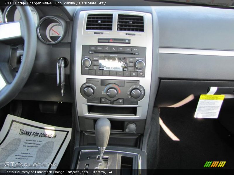 Cool Vanilla / Dark Slate Gray 2010 Dodge Charger Rallye