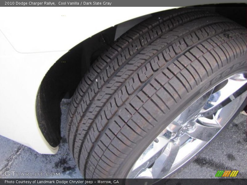 Cool Vanilla / Dark Slate Gray 2010 Dodge Charger Rallye