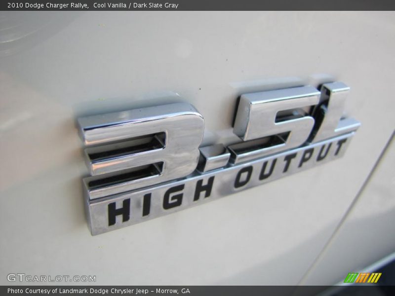 Cool Vanilla / Dark Slate Gray 2010 Dodge Charger Rallye