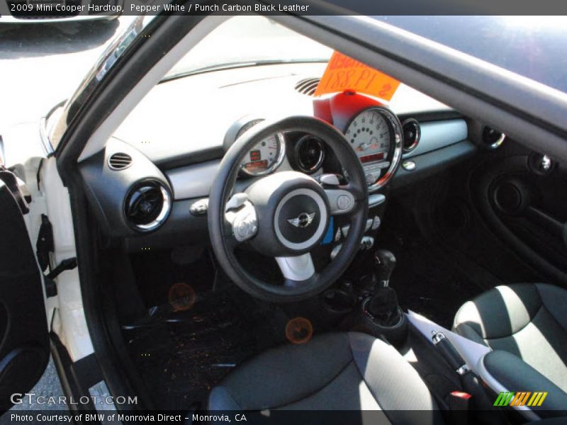 Pepper White / Punch Carbon Black Leather 2009 Mini Cooper Hardtop