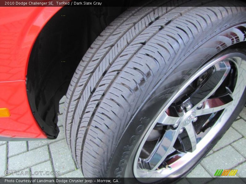 TorRed / Dark Slate Gray 2010 Dodge Challenger SE