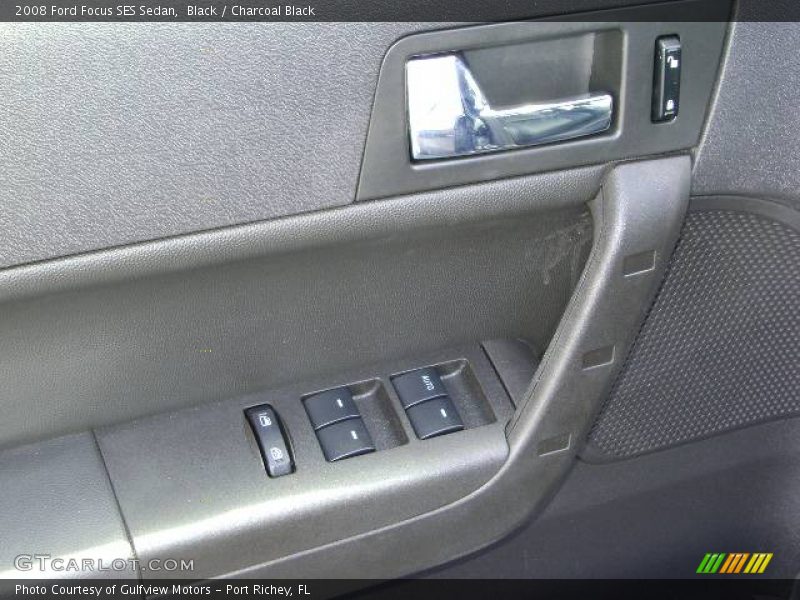 Black / Charcoal Black 2008 Ford Focus SES Sedan