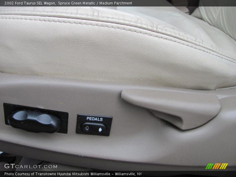 Controls of 2002 Taurus SEL Wagon