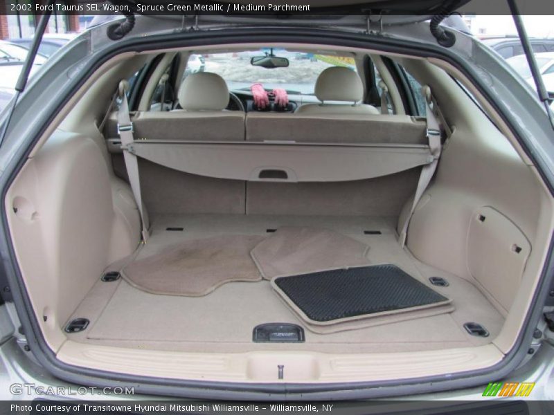  2002 Taurus SEL Wagon Trunk