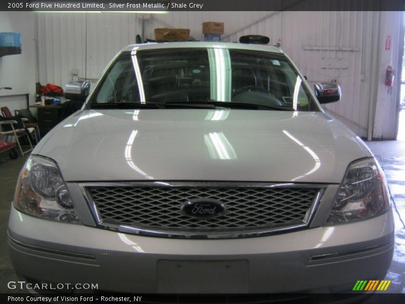 Silver Frost Metallic / Shale Grey 2005 Ford Five Hundred Limited