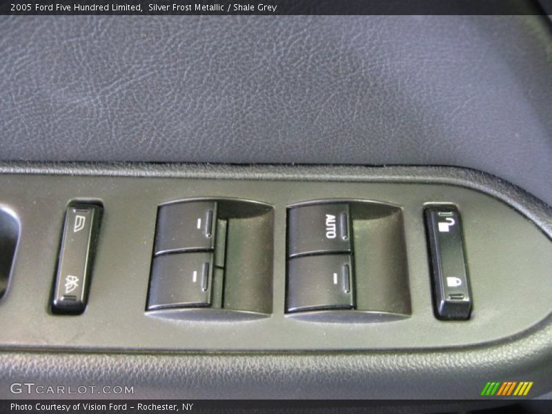 Silver Frost Metallic / Shale Grey 2005 Ford Five Hundred Limited