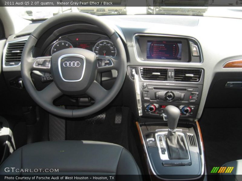 Meteor Grey Pearl Effect / Black 2011 Audi Q5 2.0T quattro