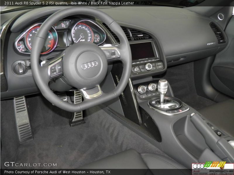 Black Fine Nappa Leather Interior - 2011 R8 Spyder 5.2 FSI quattro 