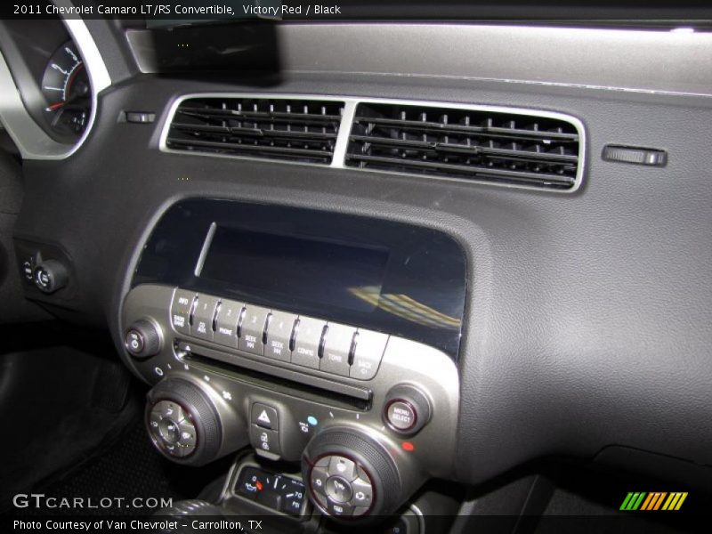 Controls of 2011 Camaro LT/RS Convertible