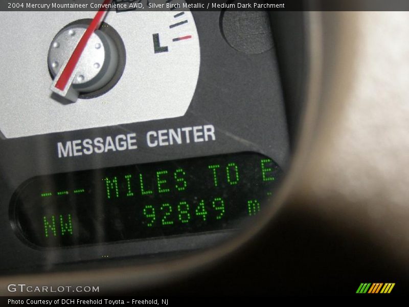 Silver Birch Metallic / Medium Dark Parchment 2004 Mercury Mountaineer Convenience AWD