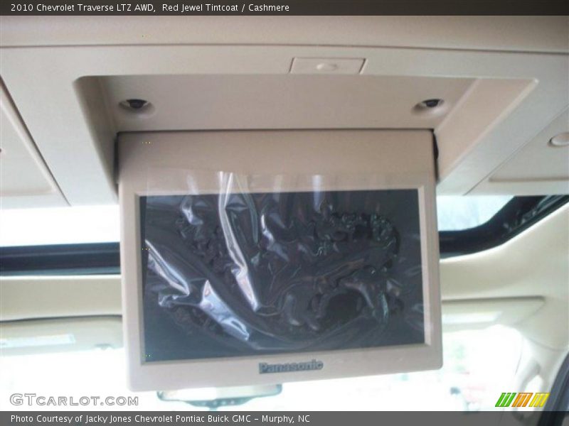 Red Jewel Tintcoat / Cashmere 2010 Chevrolet Traverse LTZ AWD