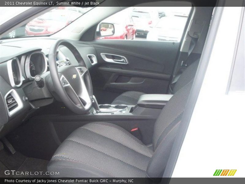 Summit White / Jet Black 2011 Chevrolet Equinox LT