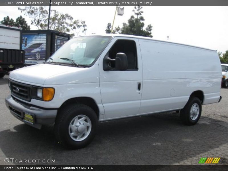 Oxford White / Medium Flint Grey 2007 Ford E Series Van E350 Super Duty Commercial