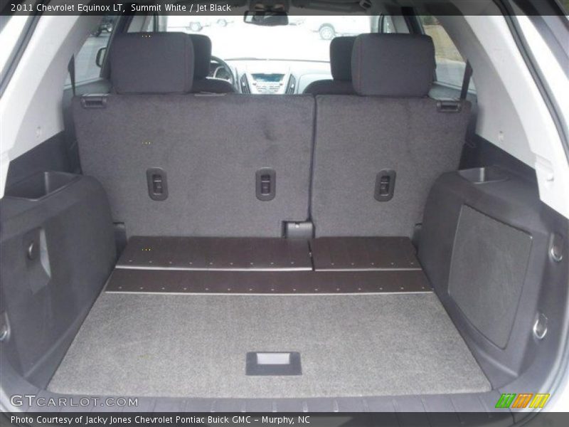 Summit White / Jet Black 2011 Chevrolet Equinox LT
