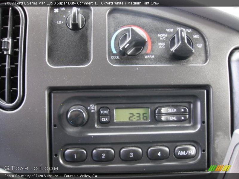 Controls of 2007 E Series Van E350 Super Duty Commercial