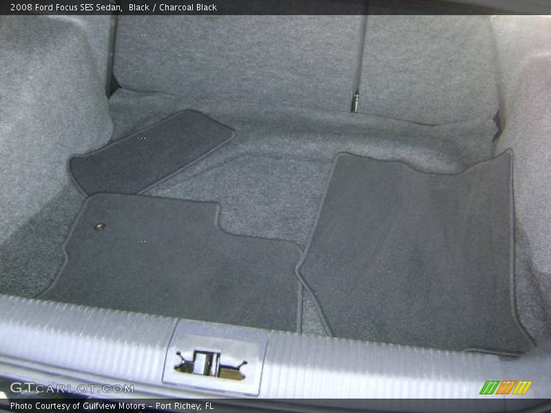 Black / Charcoal Black 2008 Ford Focus SES Sedan