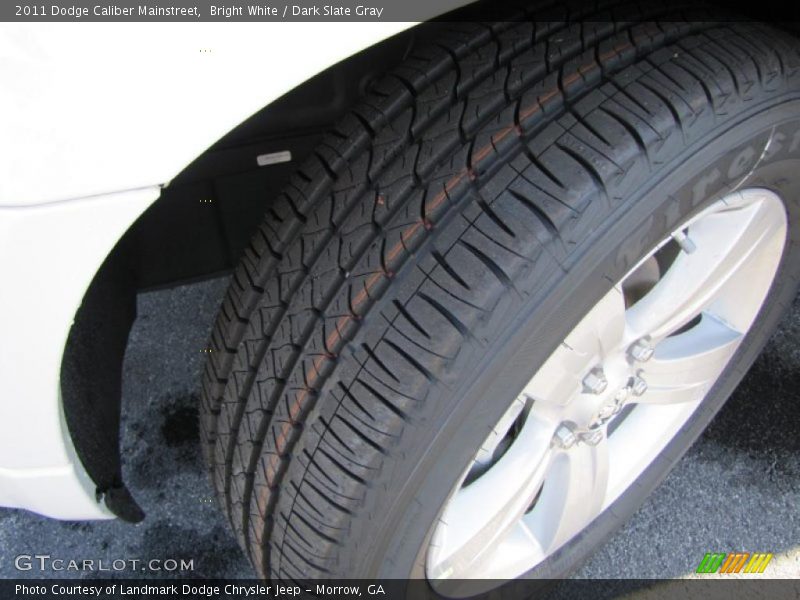 Bright White / Dark Slate Gray 2011 Dodge Caliber Mainstreet