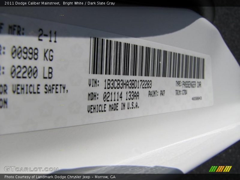 Bright White / Dark Slate Gray 2011 Dodge Caliber Mainstreet