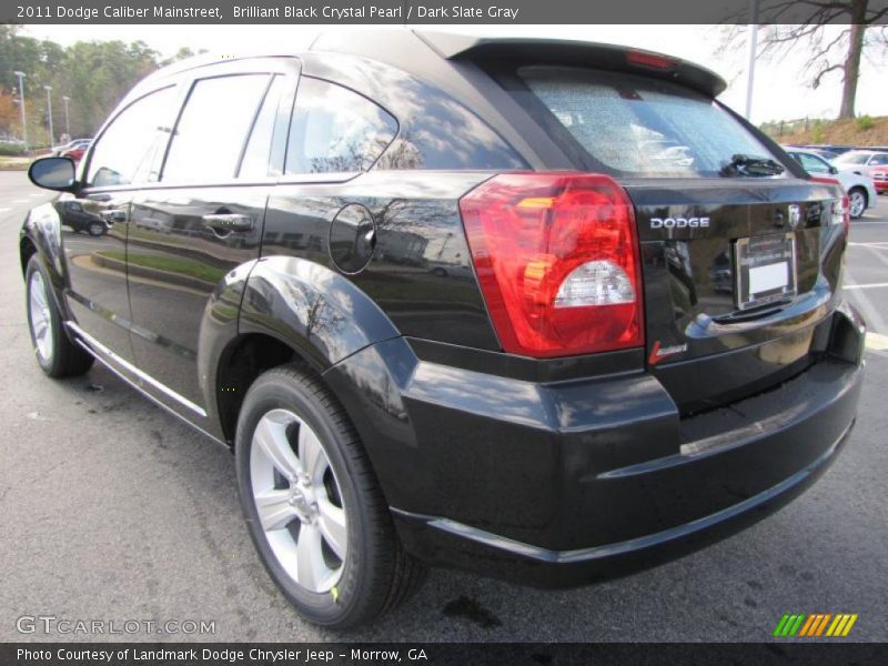 Brilliant Black Crystal Pearl / Dark Slate Gray 2011 Dodge Caliber Mainstreet