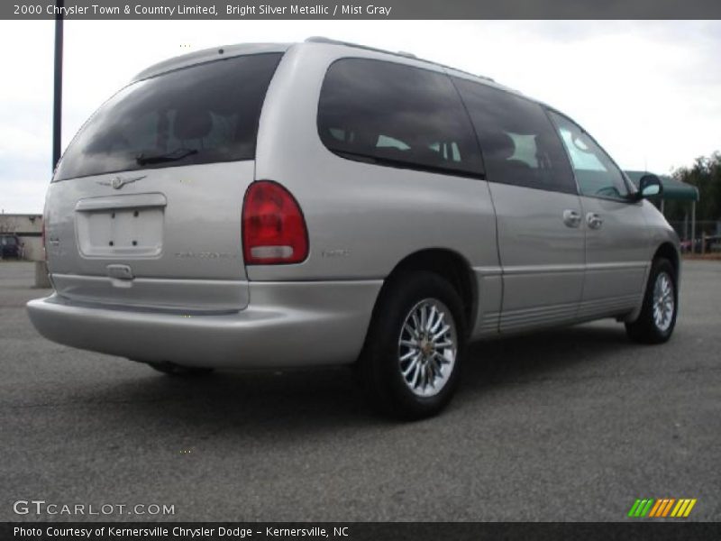 Bright Silver Metallic / Mist Gray 2000 Chrysler Town & Country Limited
