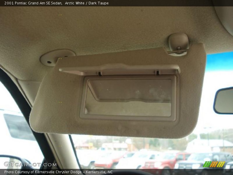 Arctic White / Dark Taupe 2001 Pontiac Grand Am SE Sedan