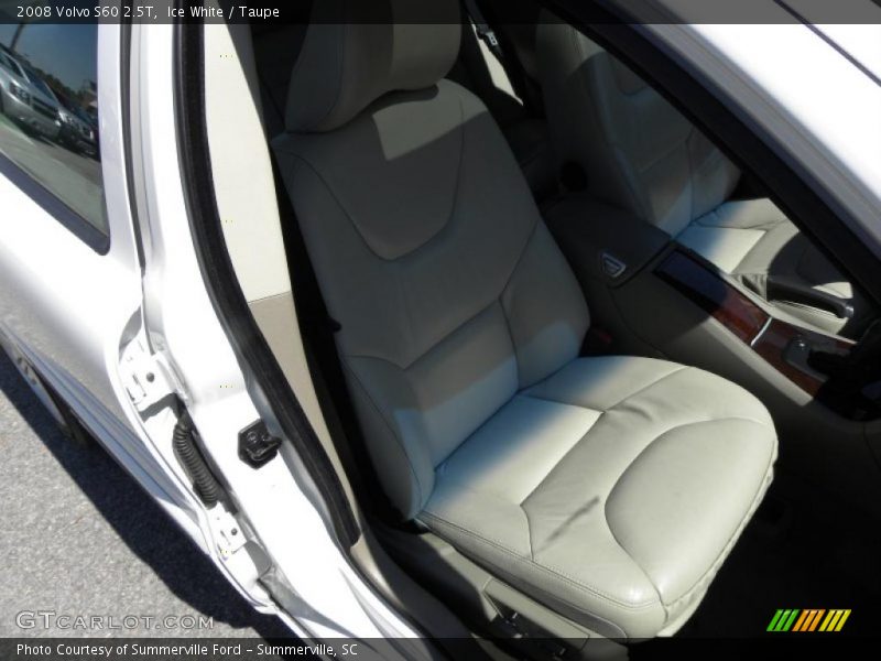 Ice White / Taupe 2008 Volvo S60 2.5T