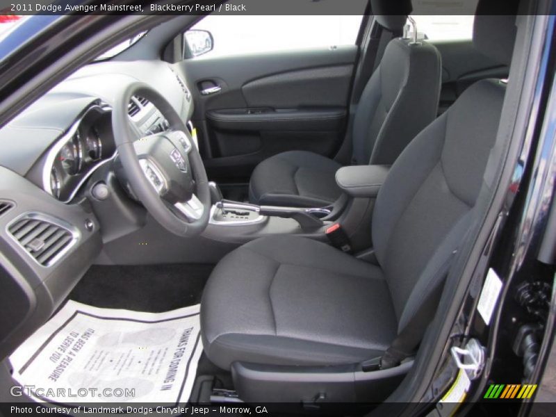  2011 Avenger Mainstreet Black Interior
