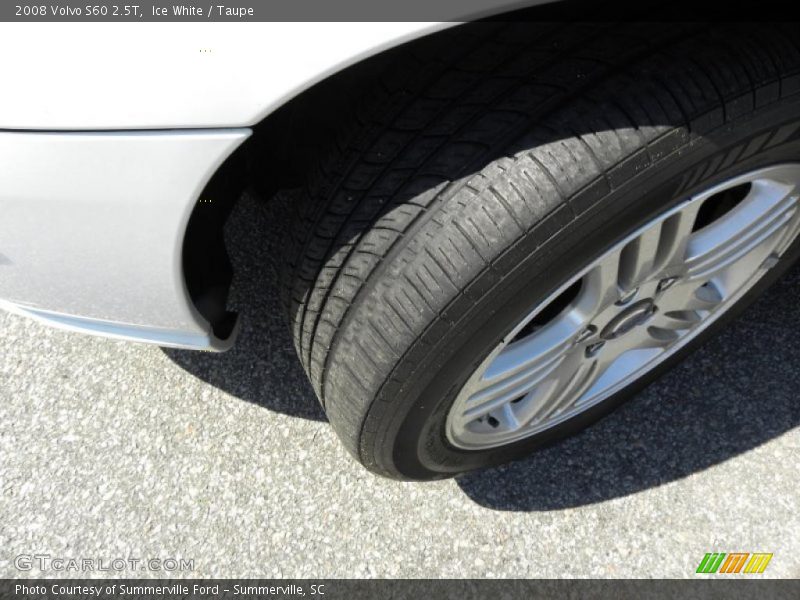 Ice White / Taupe 2008 Volvo S60 2.5T