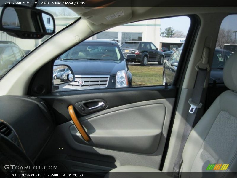 Silver Nickel / Gray 2006 Saturn VUE V6 AWD