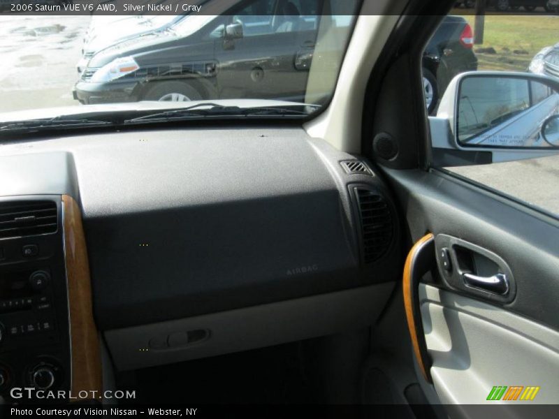 Silver Nickel / Gray 2006 Saturn VUE V6 AWD