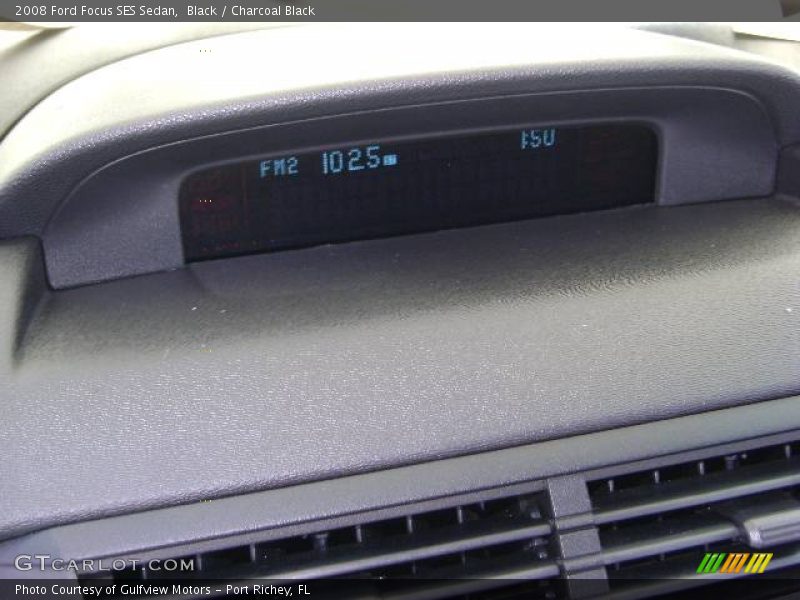 Black / Charcoal Black 2008 Ford Focus SES Sedan